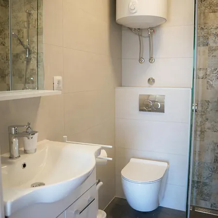 Ljubica Apartment *